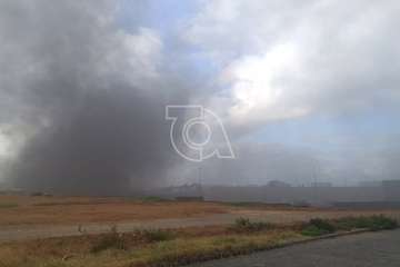 Incendio en las instalaciones abandonadas de Sucan en La Pardilla (Telde)/TA.